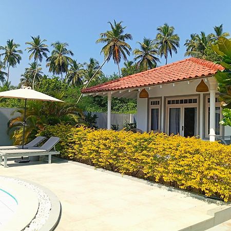 Sleeping Elephant Beach Resort タンガラ エクステリア 写真