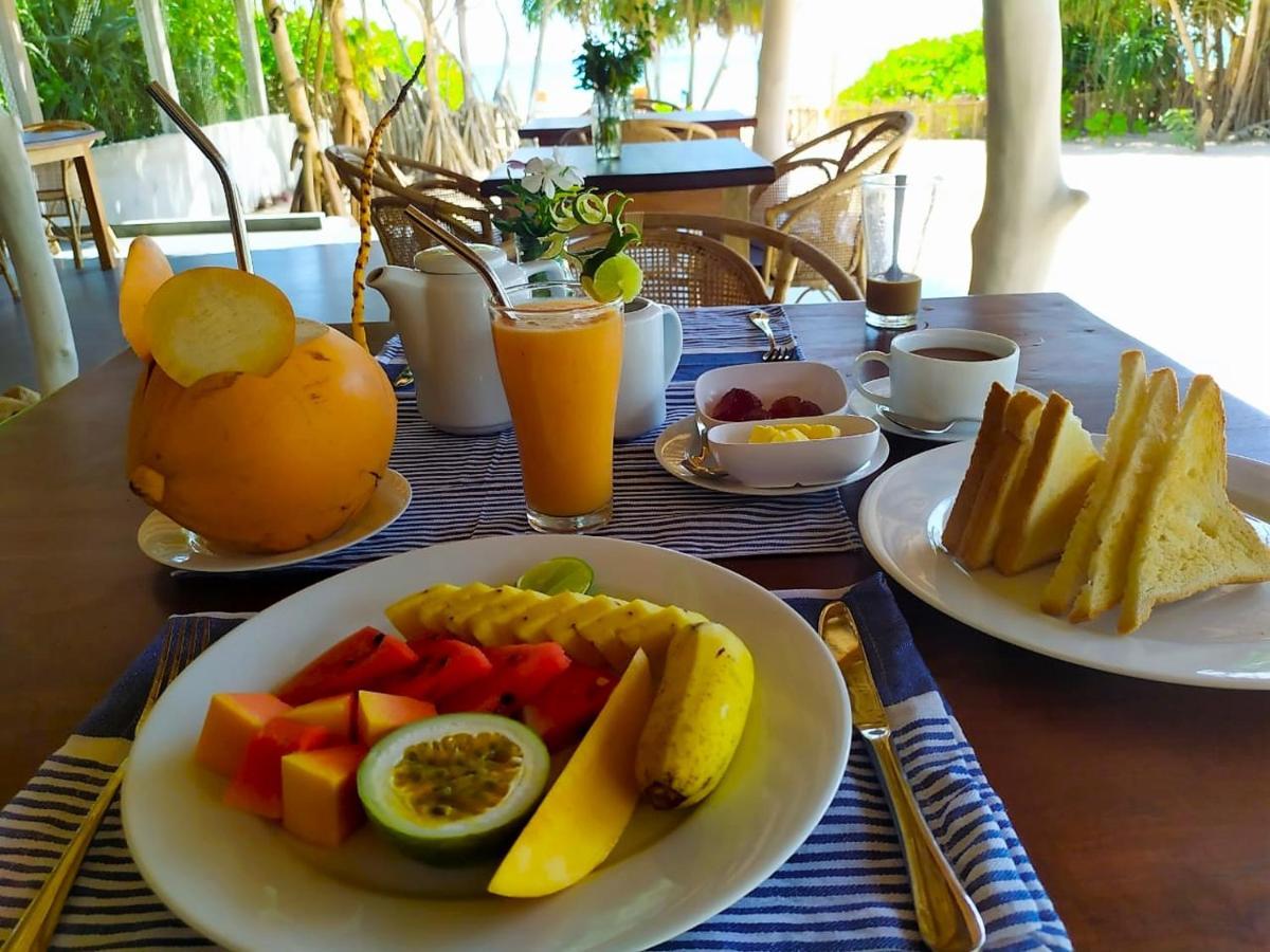 Sleeping Elephant Beach Resort タンガラ エクステリア 写真