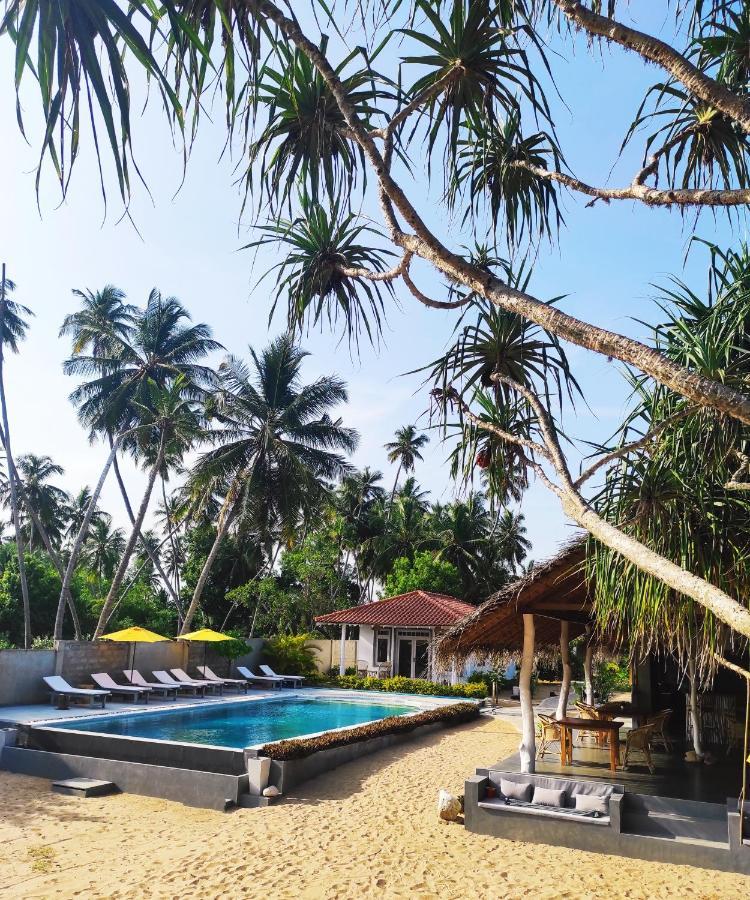 Sleeping Elephant Beach Resort タンガラ エクステリア 写真