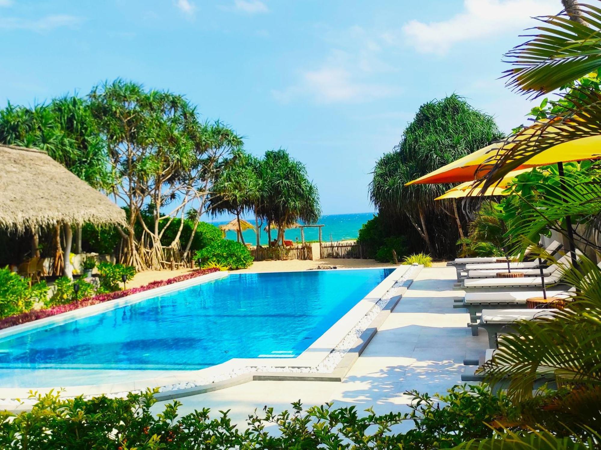 Sleeping Elephant Beach Resort タンガラ エクステリア 写真